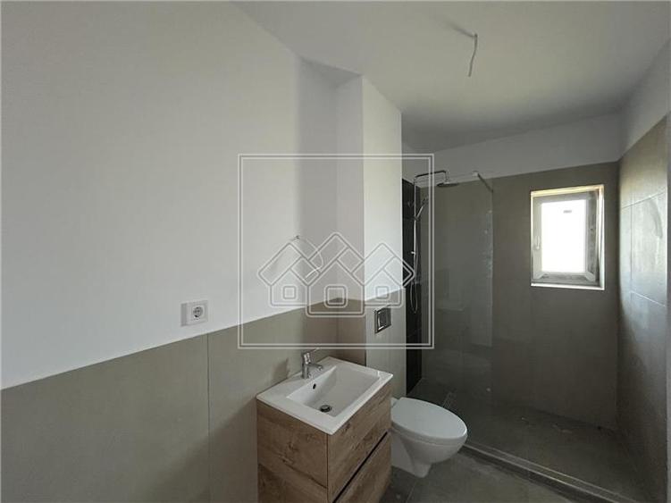 Apartament 2 camere la cheie + balcon, bloc nou, cu lift, etaj 1 - 13