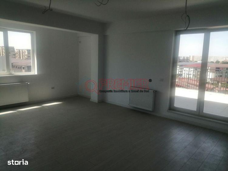 Apartament cu 3 camere decomandat în Brâncoveanu