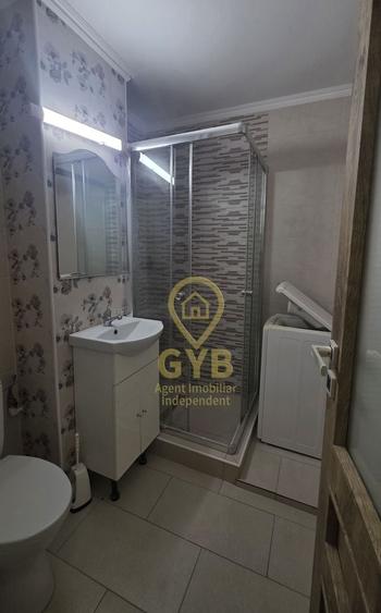 Apartament cu 2 camere decomandat, mobilat în Decebal