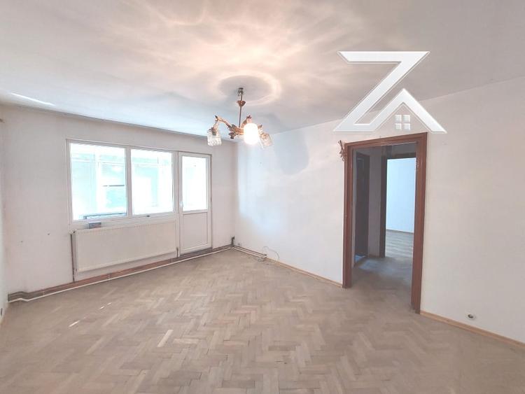 Apartament cu 2 camere semidecomandat în Brazda lui Novac