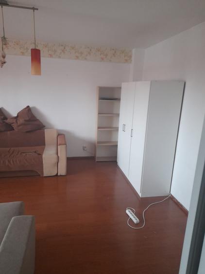 Garsonieră decomandată în Vitan-Bârzești