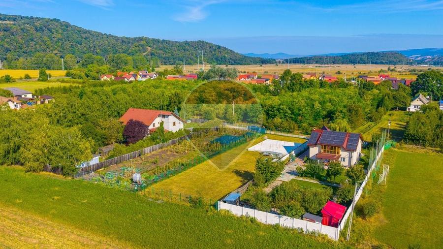 Teren Construcții intravilan de 1090 mp, în Hărman
