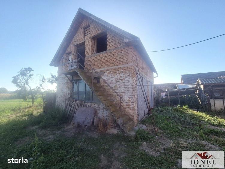 Casă cu 4 camere în Bucerdea Grânoasă