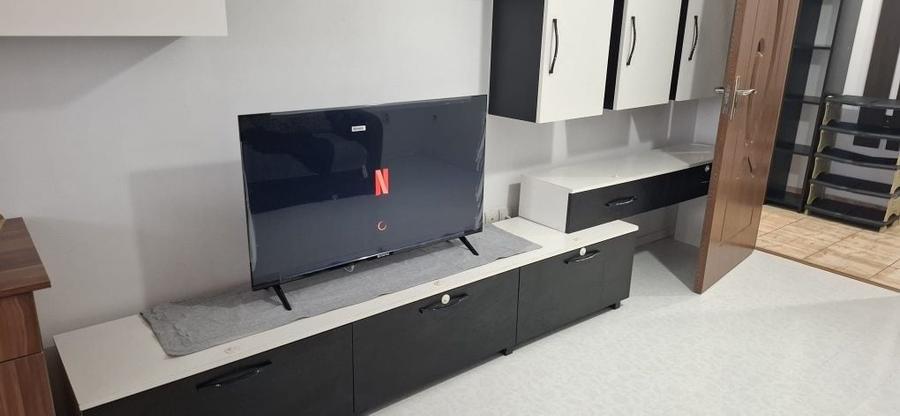 Apartament cu 2 camere decomandat în Uiești