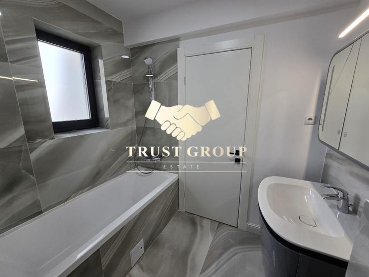 Apartament cu 3 camere decomandat în Polonă