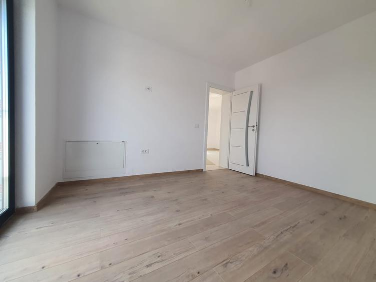 Casă cu 3 camere cu Teren 350 Mp în Valea Adâncă