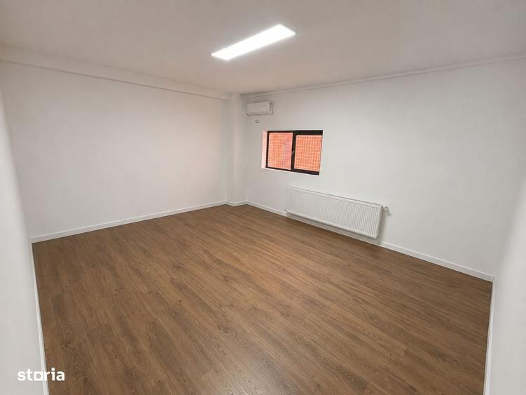 Casă cu 4 camere în Tunari