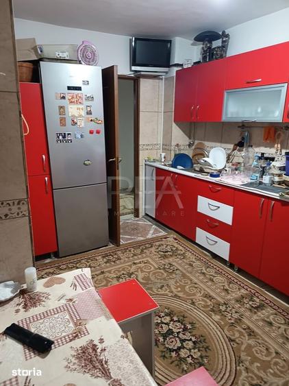 Apartament cu 3 camere, mobilat în Micro 11