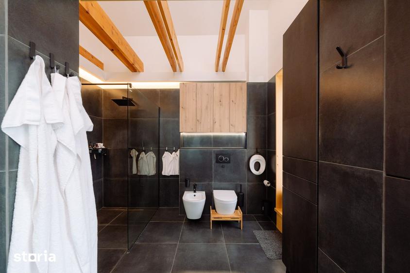 Apartament cu 4 camere în Unirii