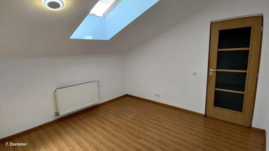 Apartament cu 3 camere decomandat, mobilat în Vișani