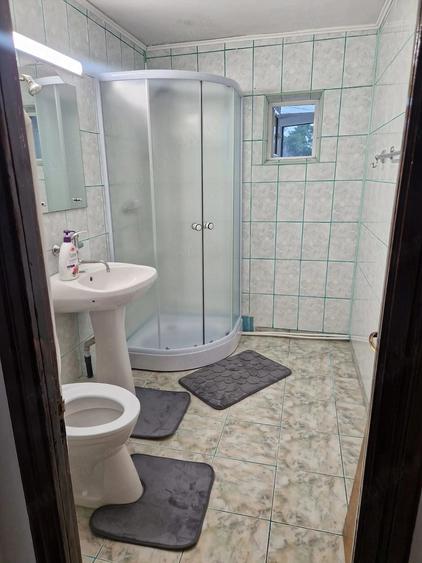 Apartament cu 3 camere decomandat în Traian