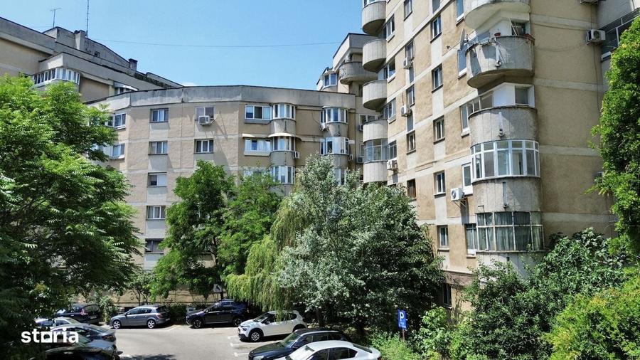Apartament cu 4 camere decomandat în Ultracentral