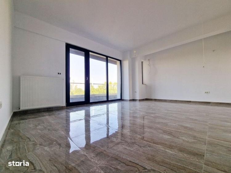 Apartament cu 3 camere decomandat în Sud