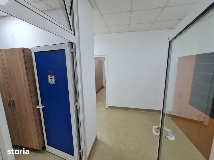 Spațiu comercial, de 180 mp, în Șega