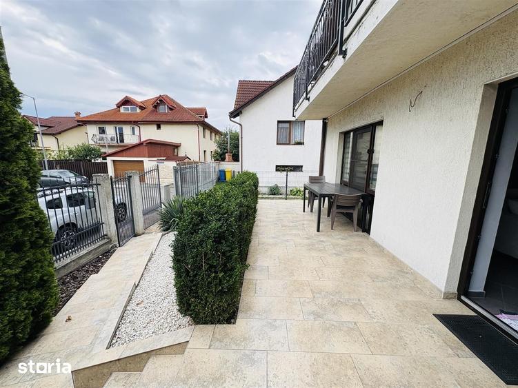 Casă cu 2 camere decomandat cu Teren 300 Mp în Tineretului