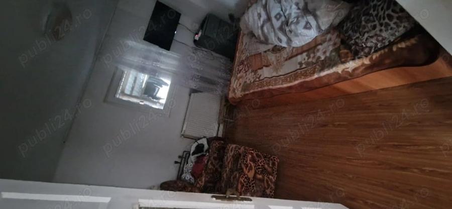 Casă cu 1 camere cu Teren 1000 Mp în Mijlocu