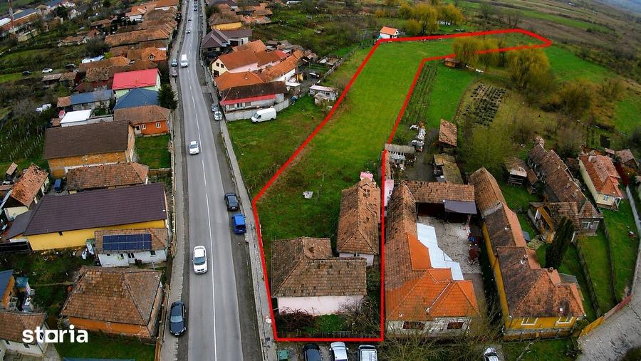 Casă cu 4 camere cu Teren 4623 Mp în Ciugud