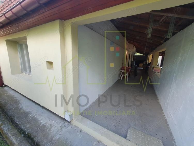 Casă cu 2 camere cu Teren 421 Mp în Plopi