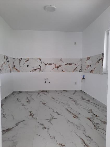 Casă individuală cu 5 camere cu Teren 440 Mp în Săbăreni