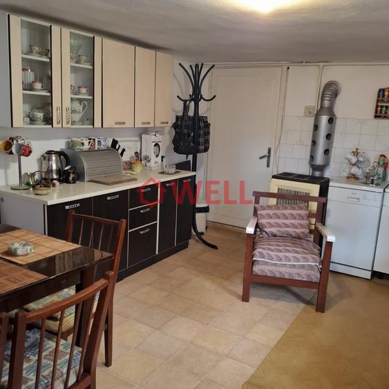 Casă individuală cu 10 camere cu Teren 1200 Mp în Sângeorgiu de Pădure