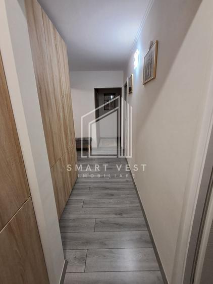 Apartament cu 4 camere decomandat, mobilat în Micro 17