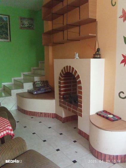 Casă cu 4 camere cu Teren 482 Mp în Între Lacuri