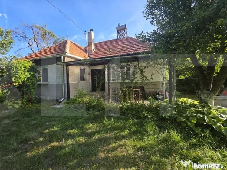 Casă cu 3 camere cu Teren 1957 Mp în Bita