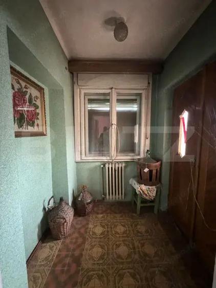 Casă cu 5 camere cu Teren 3000 Mp în Horea