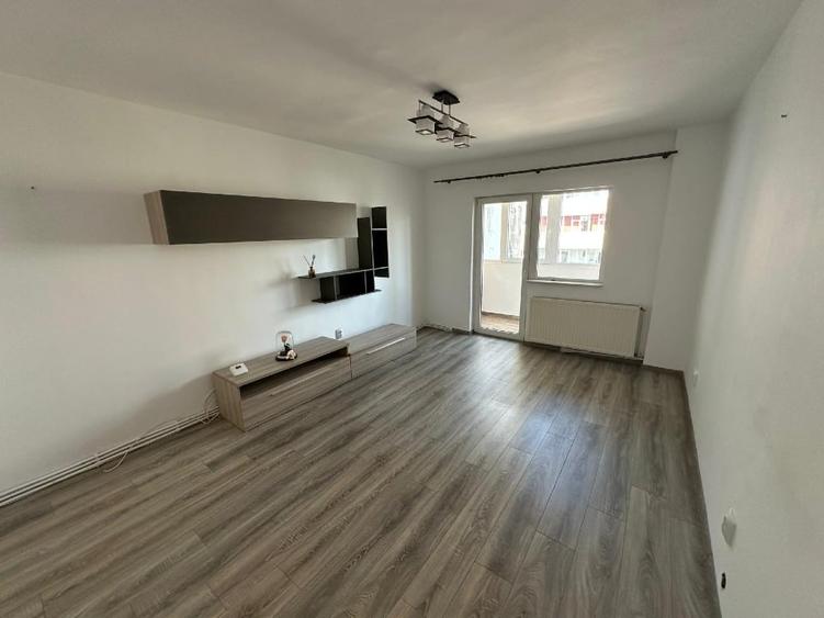 Apartament cu 3 camere decomandat, mobilat în Mănăștur