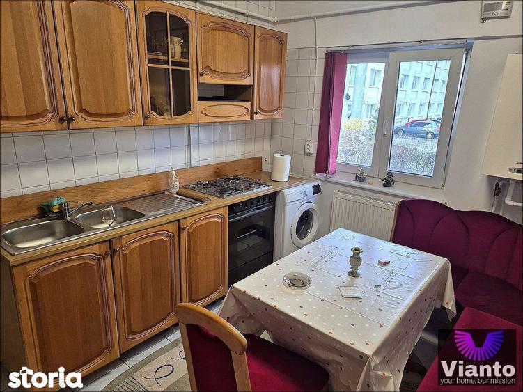Apartament cu 2 camere decomandat, mobilat în Sub Arini