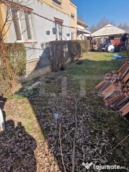 Casă cu 3 camere cu Teren 2000 Mp în Central