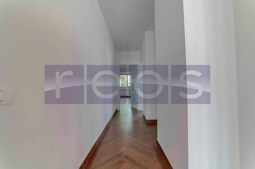 Apartament cu 3 camere semidecomandat în P-ța Dorobanți
