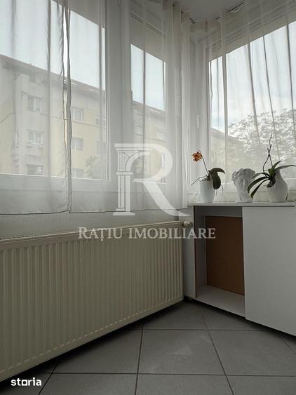 Apartament cu 3 camere semidecomandat în Iosia