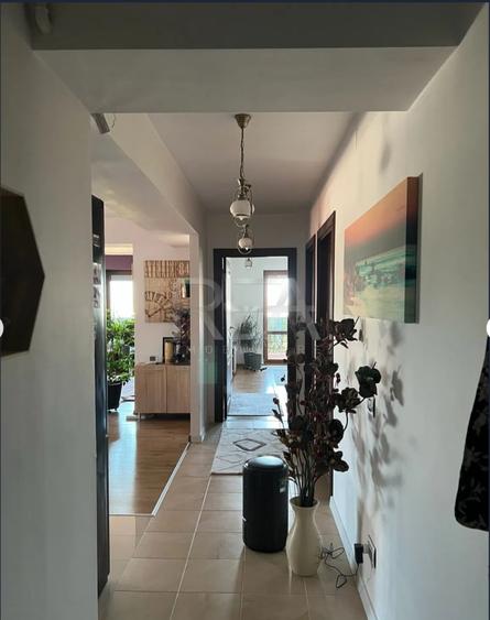 Apartament cu 3 camere decomandat, mobilat în Pantelimon
