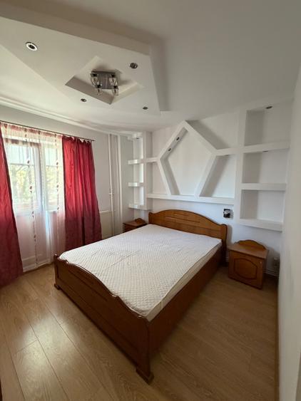 Apartament cu 2 camere decomandat în Aurel Vlaicu