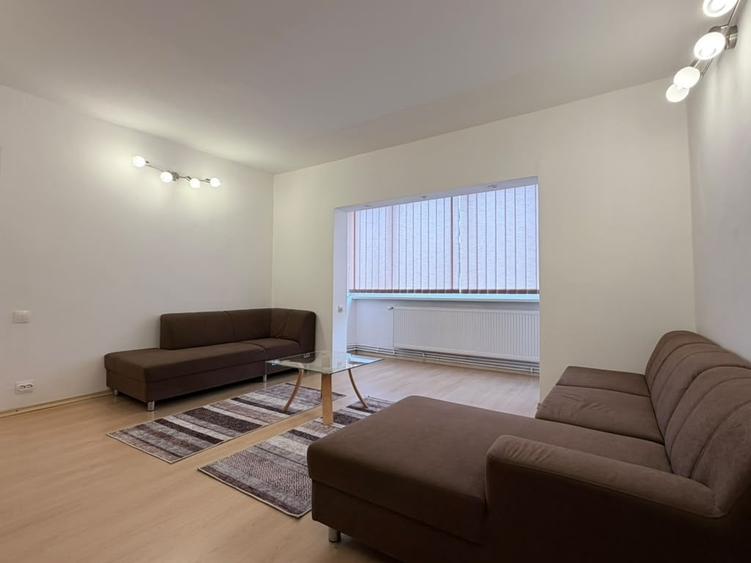 Apartament cu 2 camere semidecomandat în Olimpia-Stadion