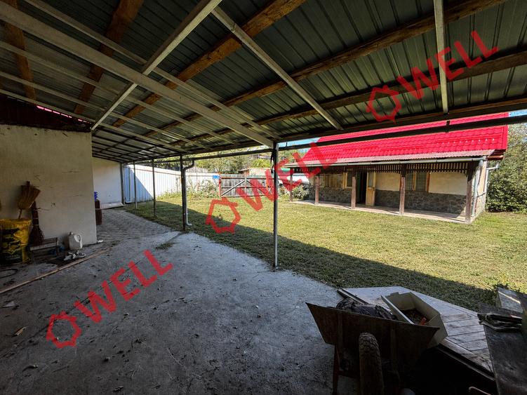 Casă individuală cu 2 camere cu Teren 800 Mp în Poian