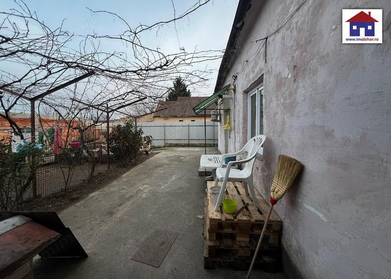 Casă cu 3 camere în Episcopia Bihorului