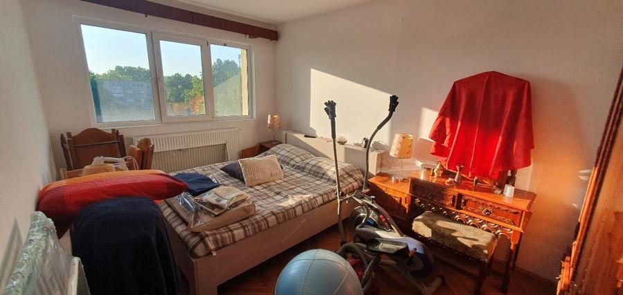 Apartament cu 4 camere decomandat, mobilat în Circumvalațiunii