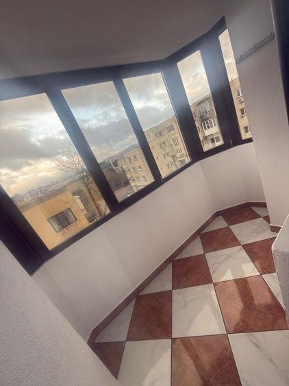 Apartament 2 camere ,decomandat,ultracentral - 2