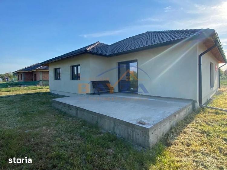 Casă cu 4 camere cu Teren 600 Mp în Recea