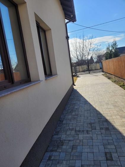 Casă cu 4 camere în Vest