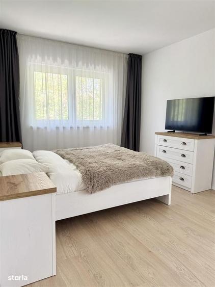 Casă cu 3 camere decomandat cu Teren 215 Mp în Țiglari