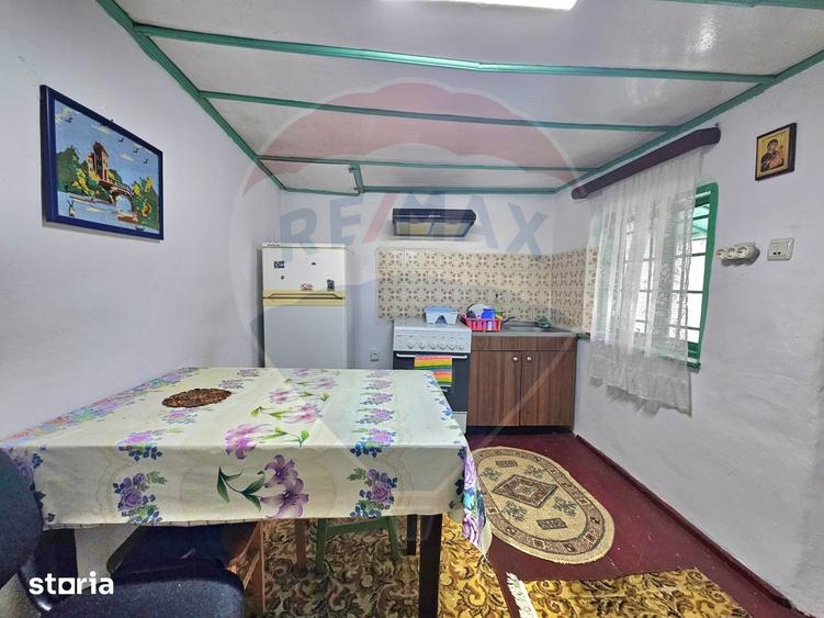 Casă cu 3 camere cu Teren 269 Mp în Central