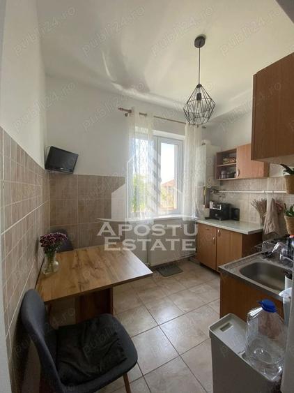 Apartament cu 2 camere decomandat, mobilat în Aeroport