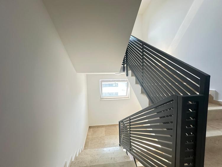 Apartament cu 3 camere decomandat în Păcurari