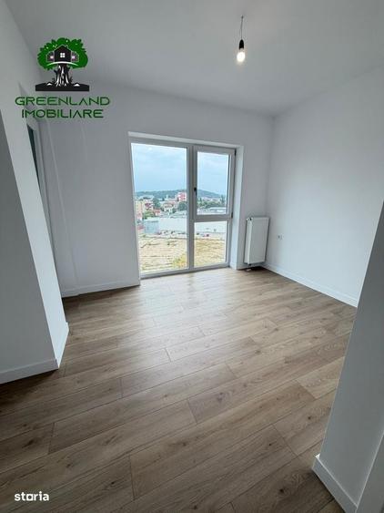 Apartament cu 3 camere în Tudor Vladimirescu