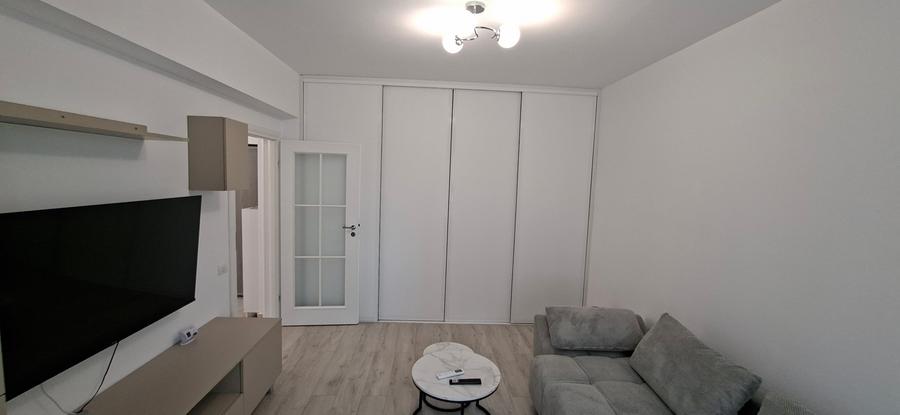 Apartament cu 3 camere decomandat în Bucureștii Noi