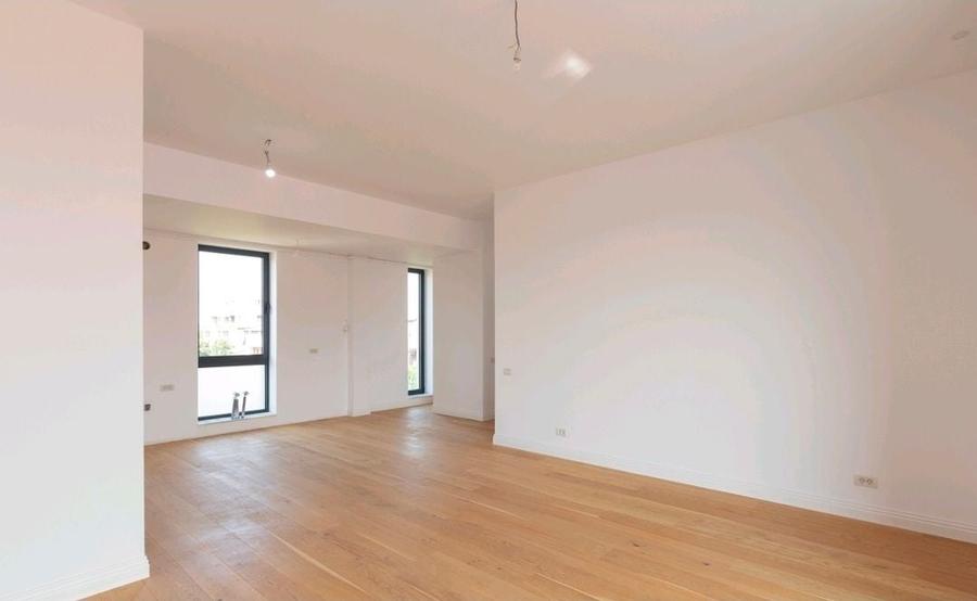 Apartament cu 2 camere decomandat în Aviației