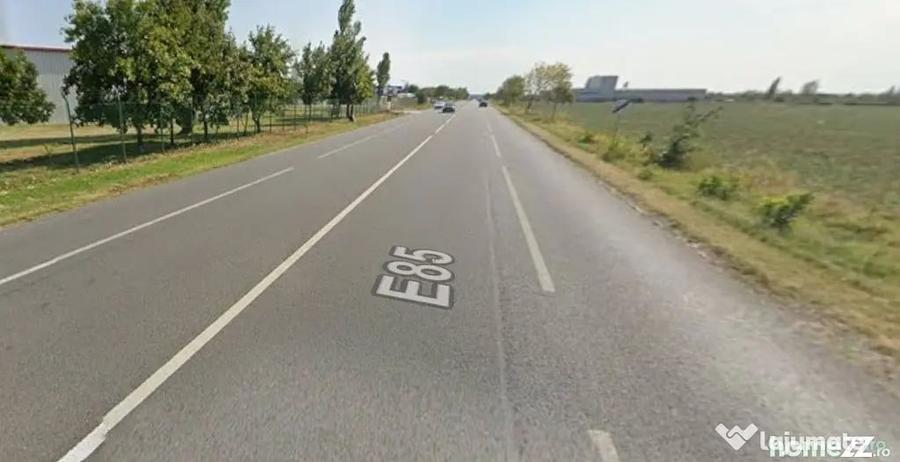 Teren intravilan 4,25ha, deschidere d=110ml la DN2 - 1